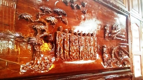 Căn nhà gỗ đinh hương nổi tiếng nhất Xứ Nghệ 